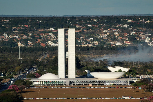 Anistia sem apoio suficiente e a ineficácia do Congresso Nacional