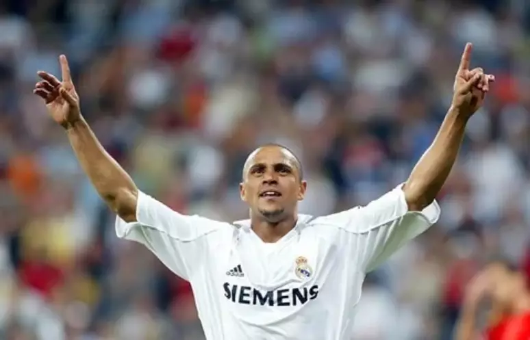Pentacampeão Roberto Carlos dorme no CT do Real Madrid após divórcio