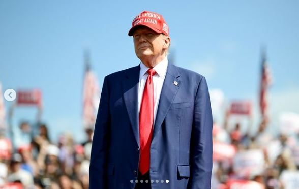 Trump diz que EUA não podem deixar que ‘juízes comunistas’ tirem o poder do presidente
