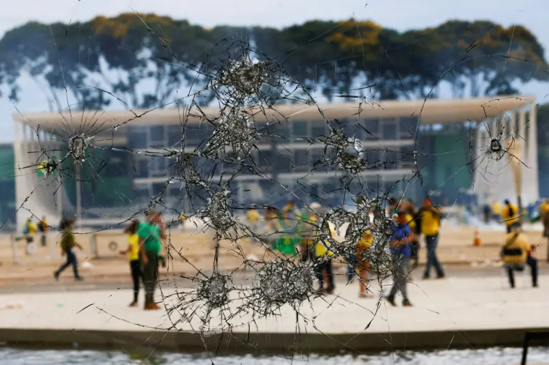 Mais uma prisão preventiva decretada por Morais (Léo Índio)