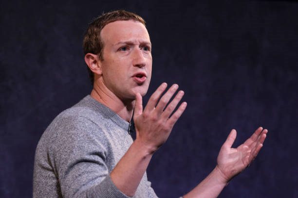 Saiba por que Zuckerberg pode ter de vender Instagram e WhatsApp