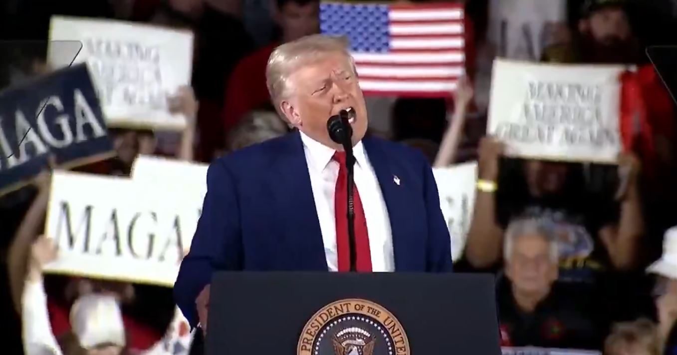 Trump anuncia tarifa pesada sobre filmes estrangeiros nos EUA