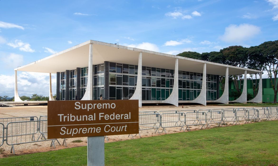 STF anula multas da Receita contra artistas renomados e desbloqueia bens