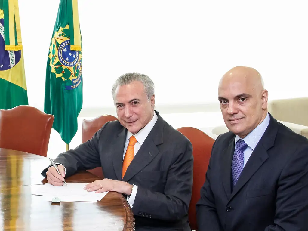 Temer defende Moraes e diz que ministro age pela ‘pacificação’ do país