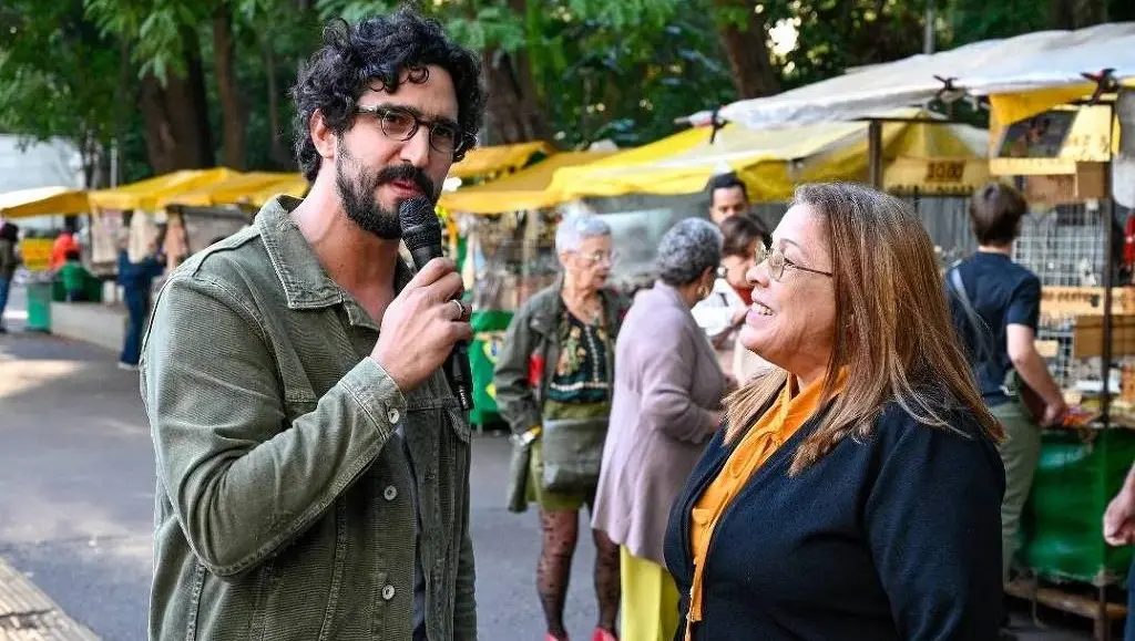 Globo leva atores de ‘Vale Tudo’ às ruas de São Paulo para reverter audiência fraca