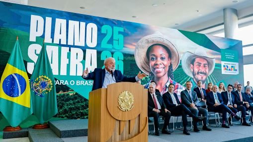 Lula diz que “paga o preço por ser honesto”