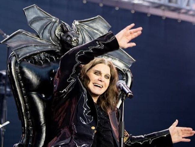 Morre Ozzy Osbourne, ícone do rock e vocalista do Black Sabbath