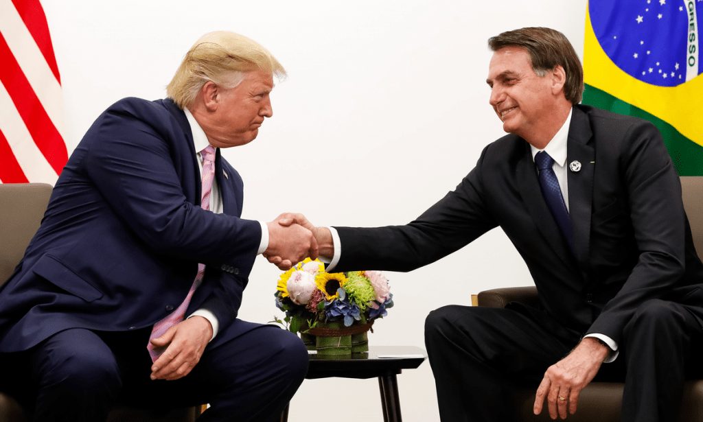 Trump defende Bolsonaro e chama julgamento do STF de “caça às bruxas”