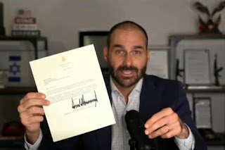 Eduardo Bolsonaro envia “último recado” ao Brasil e exibe carta de Trump em defesa de Jair Bolsonaro